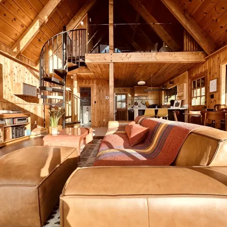 Secluded A-frame Cabin in Idyllwild on 8 acres / 4 miles from Town / Sleeps 6
