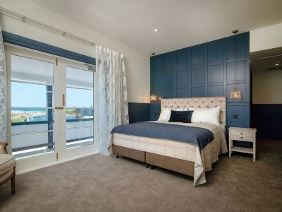 The Pier Hotel