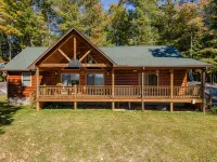 Stunning Mtn Views, Hot Tub+Fire Pit, Fireplace~Grill, WiFi, Private, Near Town! - 4-Star