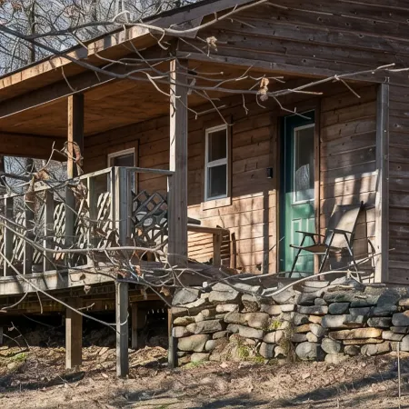Cozy Secluded Cabin with a Hot Tub