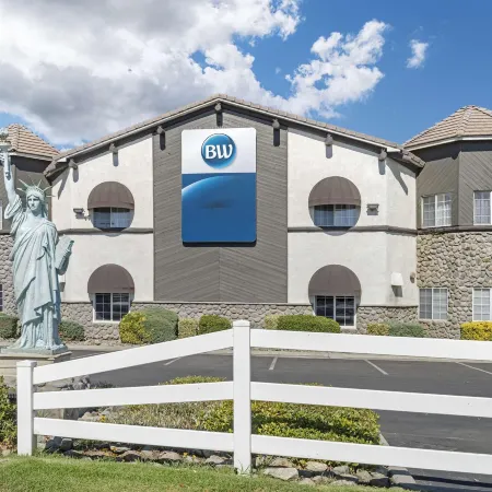 Best Western Liberty Inn