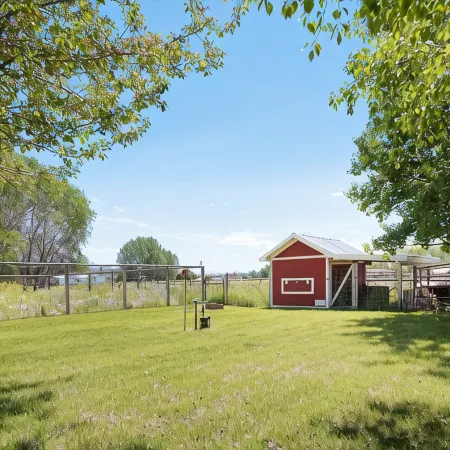 SPECIAL RATES Pet Friendly Log Cabin, Sleeps 8, Hot Tub, Fishing & Skiing Galore