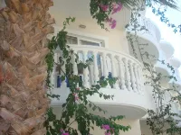 White Palace Studios - Desayuno