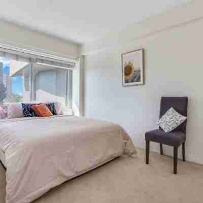 Iconic Views Rooms