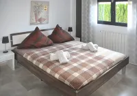 Modern bungalow with heated pool, 50m from the sea - whirlpool - - 4-Star