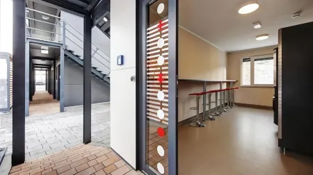 24Seven Hotel Nürnberg Отели в г. Штайн