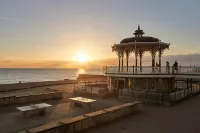 Lansdowne House Hove Hotels in Hove