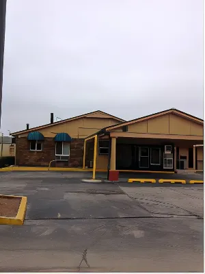 Interstate Inn Express Hôtels à : Sand Springs