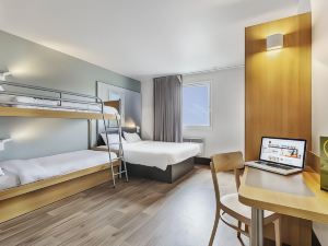 B&B Hotel Lyon Grand Stade Meyzieu