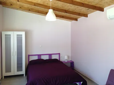 New and Colorful Studio Near Airport and Beach in Heraklion
