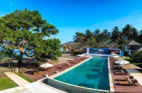 Living Asia Resort and Spa - Pool
