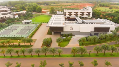 Blvd Club - Near Bengaluru Airport Sri Desha Narayana Swamy Temple 주변 호텔