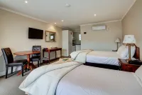 Ashmont Motor Inn & Apartments Hotels in Port Fairy