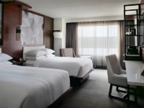 マリオット イースト ランシング アット ユニバーシティ プレイス ランシングのホテル