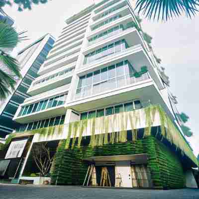 Serenity Saigon Sky Villas Hotel Exterior