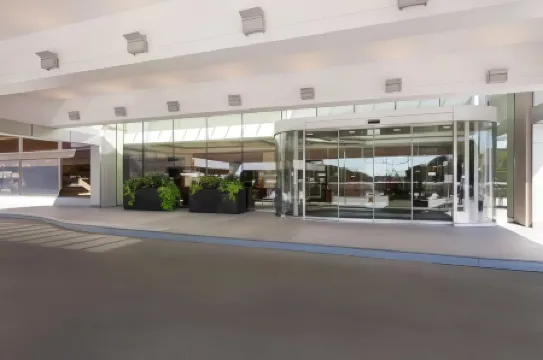 Four Points by Sheraton Boston Newton