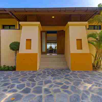 Luxury 5 Bedroom Villa Close to BeachSrs) Hotel Exterior