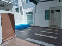Shamrock Beach Villa Penang No20 Sleeps 22