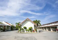 Bualuang Hotel Hotels in Ang Thong