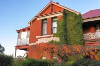 Alzburg Resort Các khách sạn ở Mansfield