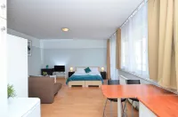 Agape Apartments - พร้อมระเบียง