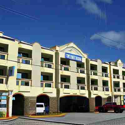 Days Inn by Wyndham Guam-Tamuning Hotel Exterior