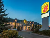Canalta Cochrane Hotels in Cochrane