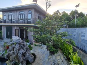 The Loli Hill Homestay