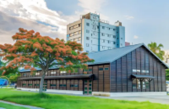 ザ・トラベラーイン 鉄花文創二館 鐵道藝術村(鉄道芸術村)周辺のホテル