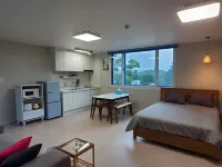 Damyang Santorini Pension 5Dong Hotel dekat Pyeongjangsa