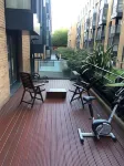 Spacious One-bed flat with workspace +Free Parking Hotels in 