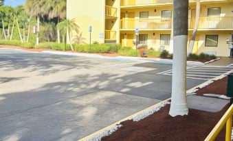 La Quinta Inn by Wyndham West Palm Beach - Florida Turnpike