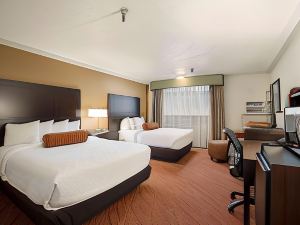 Best Western Plus Parkway Inn