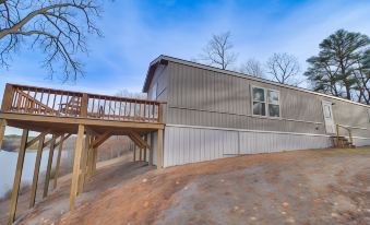 Grand Lake Views: Pet-Friendly Jay Getaway!