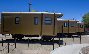 Onkel Inn Wagon Sleepbox Uyuni