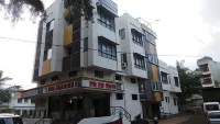 Hotel Royal Residency Executive Hotels near Shri Swami Samarth Seva Kendra