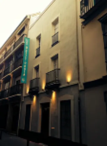 Le Petit Paris Hotels near Seville Museum of Fine Arts