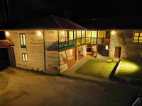 Casa Rural Rectoral de Candás Hotels in Allariz