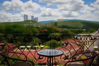 Sophia Suites Residence Hotel - Mountain view
