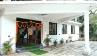 Atmani Waterfront Resort Hotels in Cola