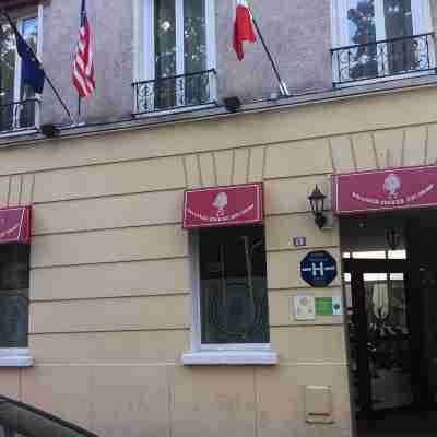 Hôtel du Parc Hotel Exterior