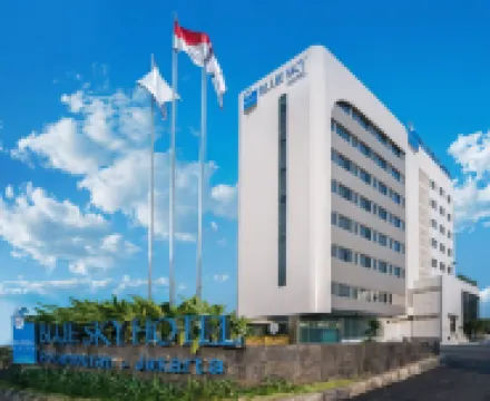 Blue Sky Hotel Petamburan Hotels near Slipi