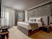 QOSMO Brasov Hotel Hotels near Stadion