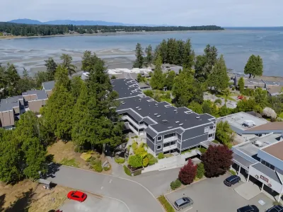 Pacific Shores Resort & Spa Отели в г. Nanaimo E