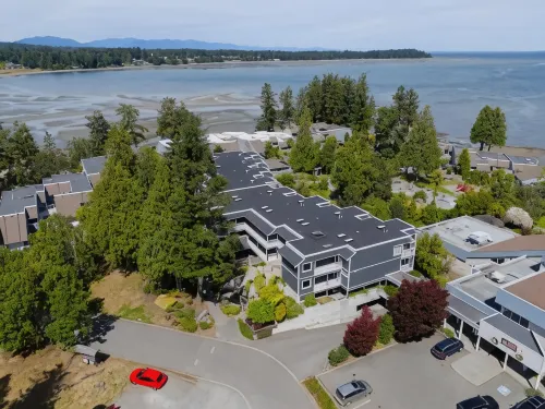 Pacific Shores Resort & Spa Hotels in Parksville
