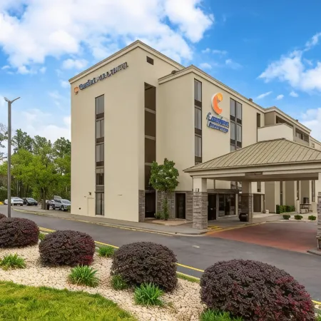 Comfort Inn & Suites Durham Near Duke University