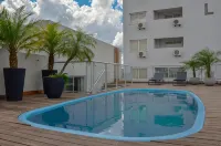 M Tower Hotel - piscina