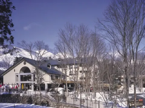 Hakuba Mominoki Hotel Hotels near Hakuba Iwatake Mountain Resort