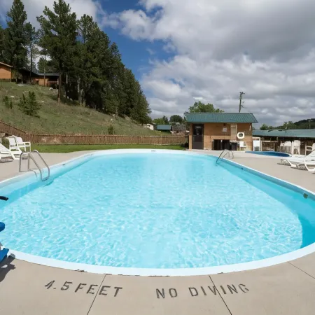 Rock Crest Lodge & Cabins