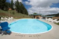 Rock Crest Lodge & Cabins Hotels in Custer